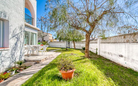 Empuriabrava 542: Have, Landscaping, Gård, Backyard, Hegn, Home Fencing