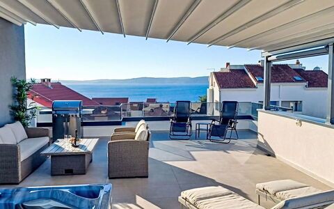 Trogir Okrug Gornji 326: Udvej, Svømmepøl, Hotel, Ferieby, Badeby, Hacienda, Thermae, Tropics, Villa
