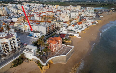 Ninho Do Mar: Facade, Tag, Solenergi, Skygge, Solenergi, Skur, Sidespor