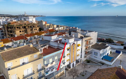 Ninho Do Mar: Facade, Tag, Solenergi, Skygge, Solenergi, Skur, Sidespor