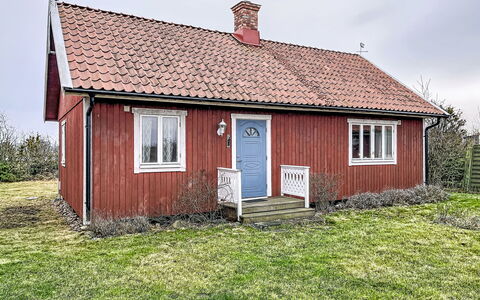 Villa Alvaret: Facade, Tag, Solenergi, Skygge, Solenergi, Skur, Sidespor