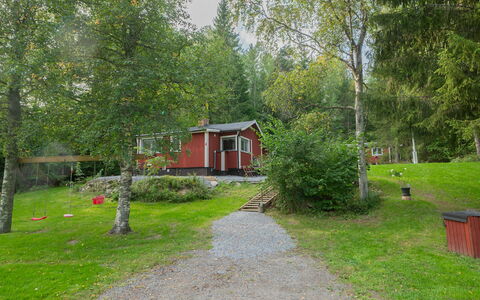 Paradislyckan: Facade, Tag, Solenergi, Skygge, Solenergi, Skur, Sidespor