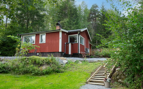 Paradislyckan: Facade, Tag, Solenergi, Skygge, Solenergi, Skur, Sidespor