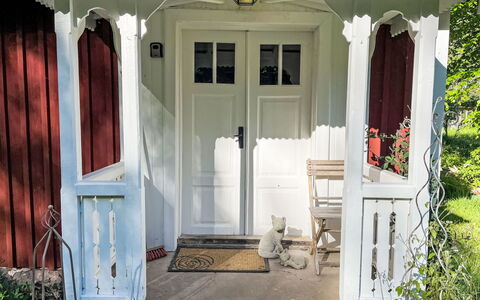 Kråktorpet: Træ, Dør, Veranda, Home Dør, Sidespor, Udendørs Struktur, Hårdttræ, Kolonne, Bejdse, Garden Bygninger