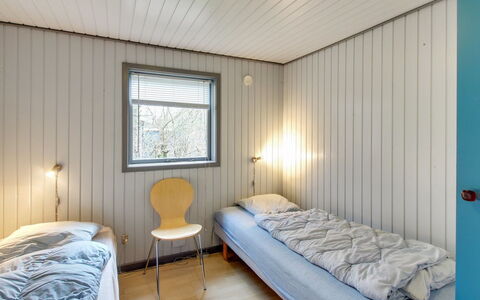Kate - 700M to the Fjord: Træ, Soveværelse, Loft, Indretning, Etage, Seng, Sengetøj, Sengetøj, Bed Frame, Værelse