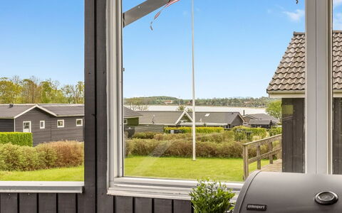Danail - 250M from the Sea: Tag, Hus, Hjem, Sommerhus, Dør, Sidespor, Dæk, Veranda, Planke, Hårdttræ