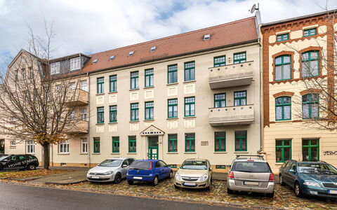 Scandinavian Business Apartment: Bygning, Vindue, Lejlighed, Facade, Kvarter, Stad, Familie Bil, Ejerlejlighed, Blandet Brug