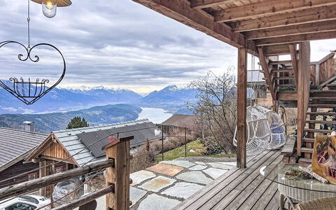 Mirnock-Chalet: Sommerhus, Hjem, Veranda, Bjergkæde, Hældning, Vinter, Altan, Hill Station, Dæk, Sne