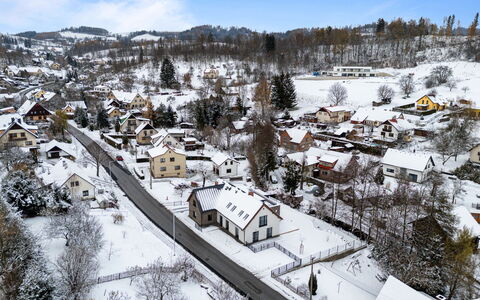 Na Kovárně: Træ, Boligområde, Hus, Vinter, Sne, Tag, Kvarter, Hjem, Landskab, Forstad