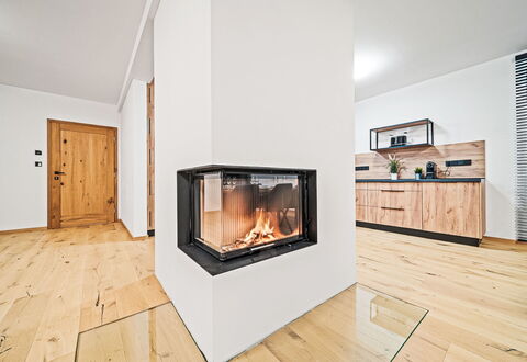 Na Kovárně: Trægulve, Hårdttræ, Hearth, Naturmateriale, Brændeovn, Bejdse, Stue, Vinter, Laminat Gulv, Fryser