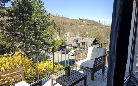 Reitstallweg: Møbel, Stol, Bord, Udendørs Møbler, Udendørs Bord, Altan, Hegn, Køkken & Spisebord, Veranda, Gelænder