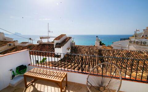 Mi Ami: Altan, Lejlighed, Hotel