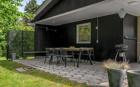 Arild - 700M from the Sea: Træ, Hjem, Skygge, Udendørs Møbler, Bunddække, Backyard, Sommerhus, Udendørs Bord, Have, Sidespor