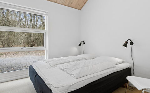 Aarre - 1Km from the Sea: Træ, Soveværelse, Seng, Sengetøj, Sengetøj, Loft, Bed Frame, Værelse, Sengetøj, Hårdttræ