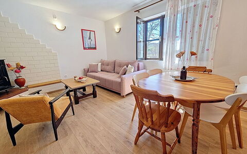 Country Pleasure Cottage: Lejlighed, Udvej, Stol, Skygge, Altan, Køkken & Spisebord, Restaurant, Eco Hotel, Hotel