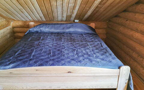 Sinikello: Træ, Soveværelse, Gulvbelægning, Etage, Sengetøj, Sengetøj, Sengetøj, Bejdse, Hårdttræ, Seng