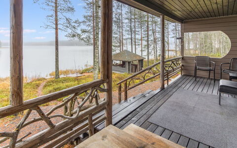 Lystikämän Helmi: Træ, Trægulve, Gulvbelægning, Etage, Hårdttræ, Loft, Planke, Dæk, Bejdse, Bjælkehytte