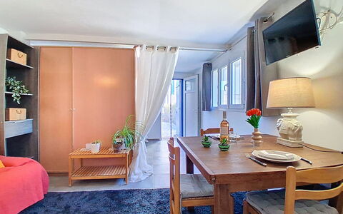Studio la Provence: Møbel, Træ, Udendørs Møbler, Bord, Udendørs Bord, Stol, Køkken & Spisebord, Dæk, Hårdttræ, Veranda