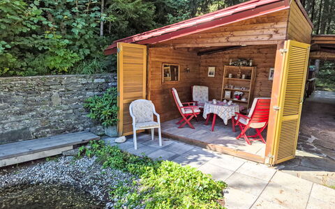 Luna: Tag, Hus, Hjem, Sommerhus, Dør, Sidespor, Estate, Lawn, Gård, Veranda