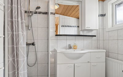 Cedomir - 400M from the Sea