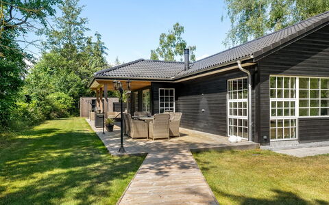 Goti - 400M from the Sea: Hus, Sommerhus, Hjem, Tag, Sidespor, Estate, Have, Garden Bygninger, Stuehus, Skygge
