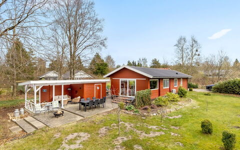 Friderica - 30Km from the Sea: Hus, Hjem, Tag, Sommerhus, Estate, Stuehus, Have, Lawn, Gård, Landscaping