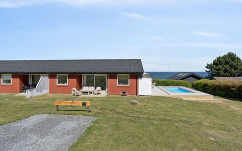 Maksimilian - 300M from the Sea: Møbel, Udendørs Møbler, Bordservice, Bord, Drinkware, Stol, Udendørs Bord, Mad, Flaske