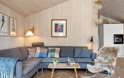 Steinunn - 600M from the Sea