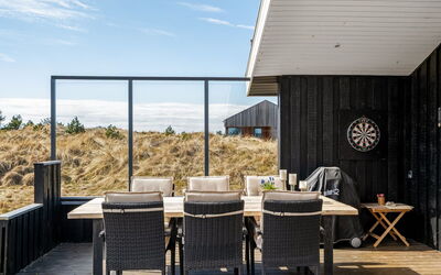 Steinunn - 600M from the Sea