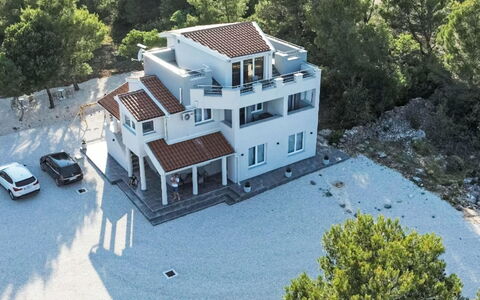 Zadar 678: Hjem, Estate, Indkørsel, Mansion, Villa