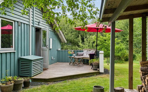 Niela - 700M from the Sea: Træ, Busk, Sommerhus, Møbel, Have, Udendørs Møbler, Hjem, Sidespor, Garden Bygninger, Bunddække