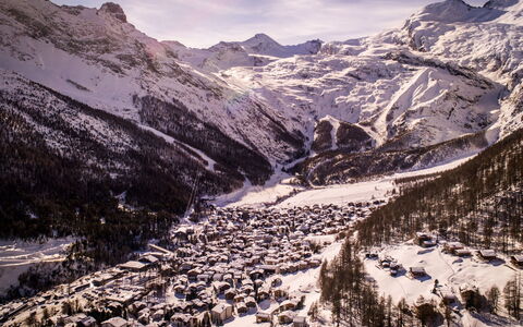 Saas-Fee 1363: Båd, Vandfartøjer, Marina, Skib, Skibskonstruktion, Mast, Havn, Både Og Sejlsport - Udstyr Og Materiel, Hav, Havn