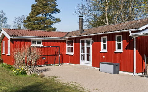 Swea - 2.5Km from the Sea: Blå, Sommerhus, Hus, Hjem, Stuehus, Estate, Sidespor