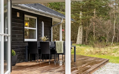 Joske - 2Km from the Sea: Træ, Veranda, Gulvbelægning, Dæk, Hårdttræ, Dør, Hjem, Bejdse, Planke, Trægulve