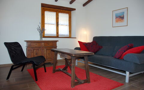 Casa Chimera: Møbel, Gulvbelægning, Indretning, Træ, Etage, Couch, Værelse, Billedramme, Stue, Trægulve