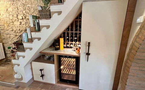 Il Sogno Toscano: Flaske, Reoler, Hylde, Glas Flaske, Vinflaske, Vin