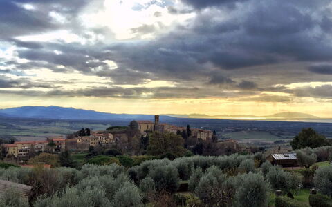 Il Sogno Toscano: Himmel, Natur, Horisont, Landskab, Græs-, Almindeligt, Landdistrikt, Land Lot, Aften, Morgen