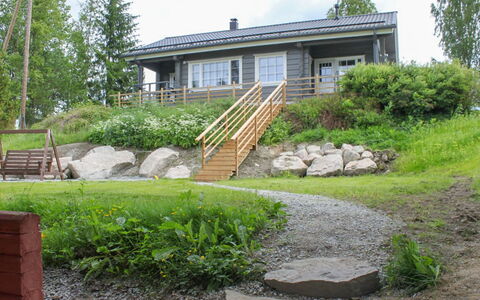 Sirula: Busk, Hus, Hjem, Land Lot, Sommerhus, Have, Bunddække, Landscaping, Sidespor