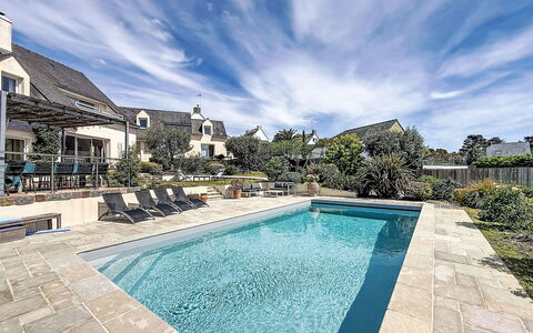 Villa Trugarez: Vand, Træ, Svømmepøl, Udvej, Have, Eco Hotel, Skygge, Landscaping, Tropics