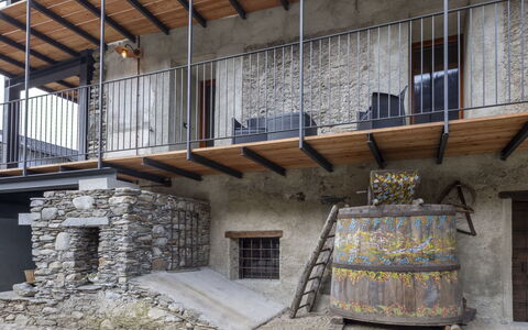 Valtellina 646: Vand, Træ, Svømmepøl, Udvej, Have, Eco Hotel, Skygge, Landscaping, Tropics