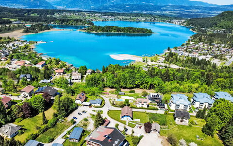 Alpe Adria: Vand, Vandressourcer, Krop Af Vand, Landskab, Bank, Coastal Og Oceaniske Landskabsformer, Sø, Kyst, Fugleperspektiv, Cove