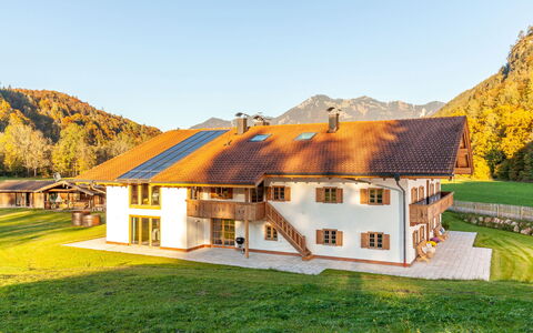 Unterwössen 603: Bjergrige Landskabsformer, Bakke, Bjerg, Landskab, Highland, Hill Station, Hældning, Bjergkæde, Dal, Chaparral