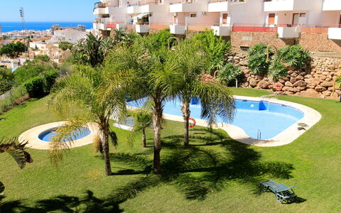 Nerja Cielo: Bjergrige Landskabsformer, Bakke, Bjerg, Landskab, Highland, Hill Station, Hældning, Bjergkæde, Dal, Chaparral
