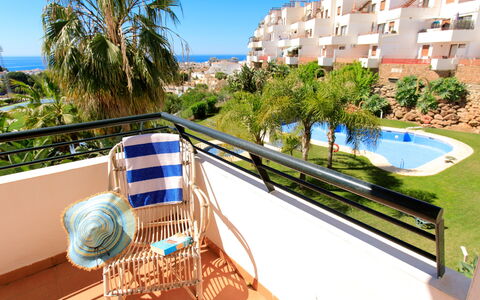 Nerja Cielo: Bjergrige Landskabsformer, Bakke, Bjerg, Landskab, Highland, Hill Station, Hældning, Bjergkæde, Dal, Chaparral