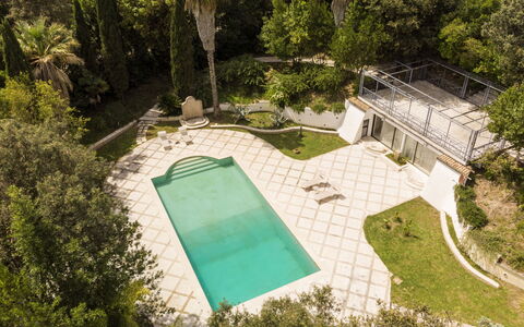 Luxury Villas Near Rome: Svømmepøl, Udvej, Boligområde, Kompositmateriale, Water Feature, Fritid, Estate, Eco Hotel, Skygge, Thermae