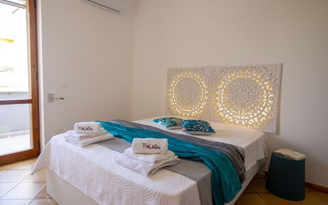 Sweet Dreams Home in Otranto: Indretning, Møbel, Etage, Gulvbelægning, Træ, Soveværelse, Seng, Textile, Sengetøj, Sengetøj