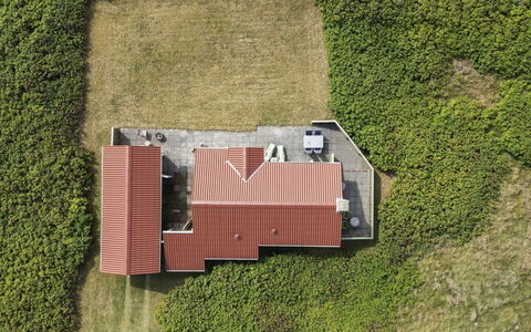 Ovine - 200M from the Sea: Tag, Landskab, Hus, Arkitektur, Hjem, Boligområde, Land Lot, Landdistrikt, Almindeligt, Estate