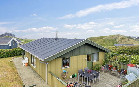 Alea - 150M from the Sea: Svømmepøl, Hotel, Altan