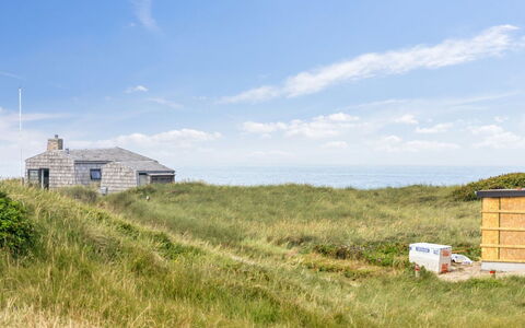 Alea - 150M from the Sea: Svømmepøl, Hotel, Altan