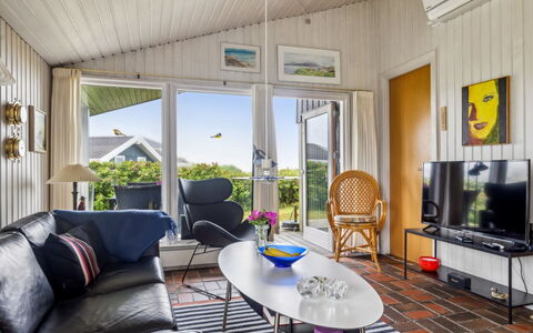 Alea - 150M from the Sea: Svømmepøl, Hotel, Altan